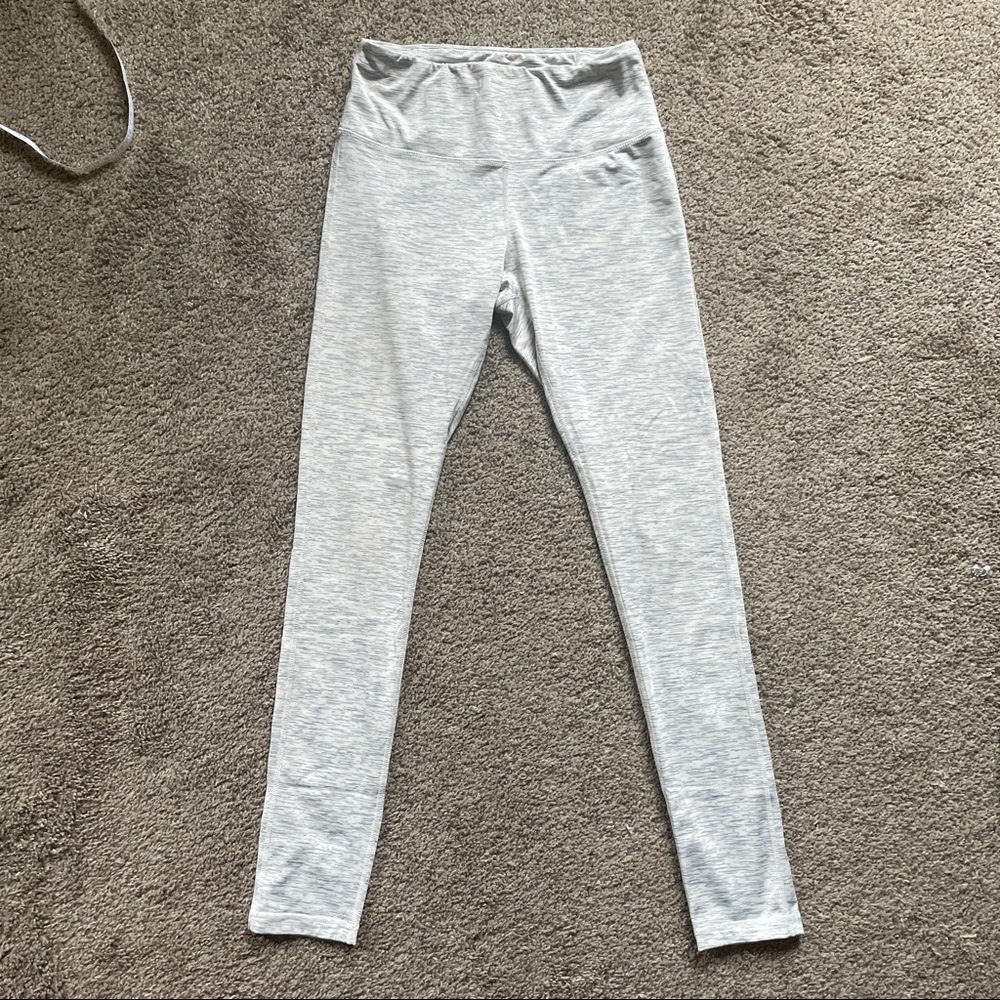 White/gray athletic leggings